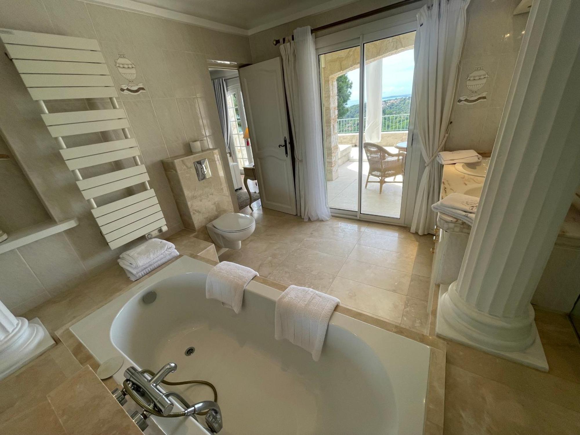 La Bergerie B&B Vence Exteriör bild